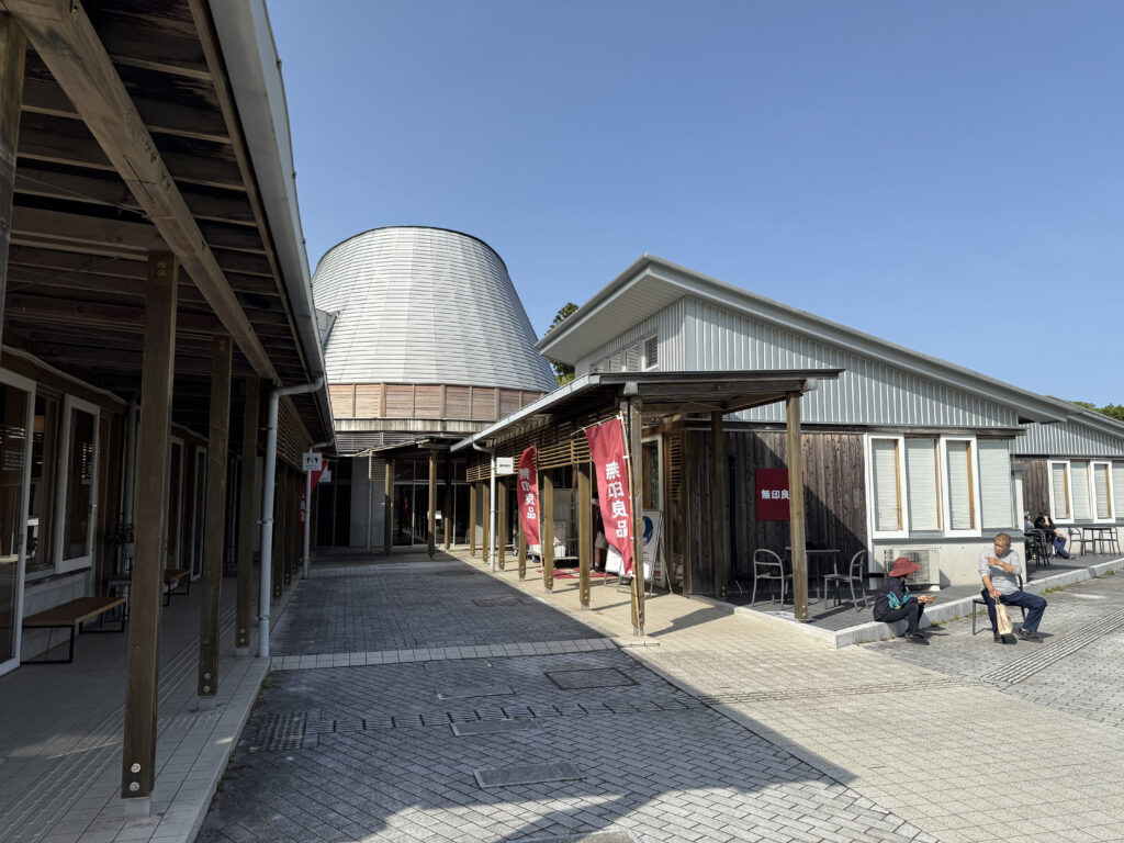 MUJIBASE_OIKAWAの店舗