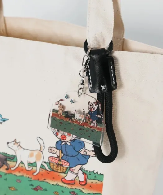 アクリルキーホルダーとランチトート