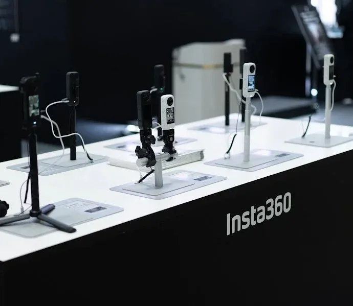Insta360