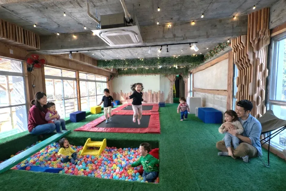 屋内キッズルーム