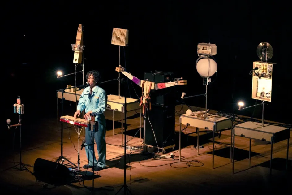 ライブパフォーマンスの様子