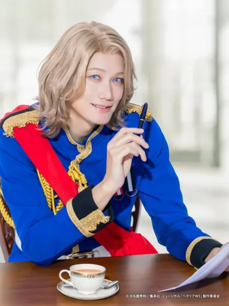 フランス役：寿里