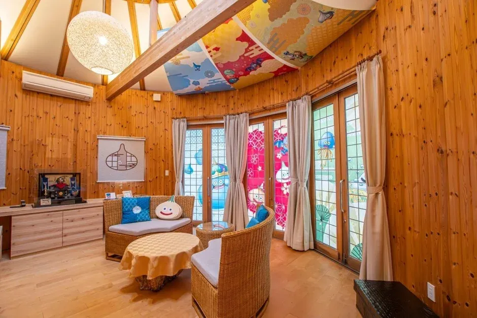 ドラゴンクエストのスライムキャラクターをテーマにした部屋