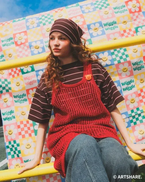 スカーフセットボーダーTシャツとレイヤードメッシュワンピース