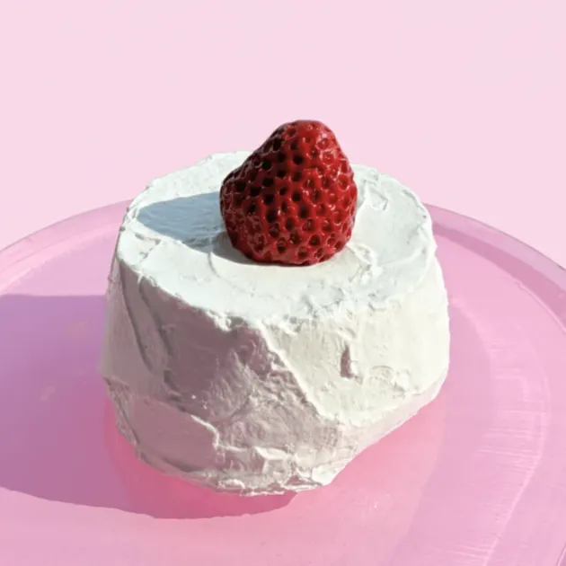 いちごのミニケーキ