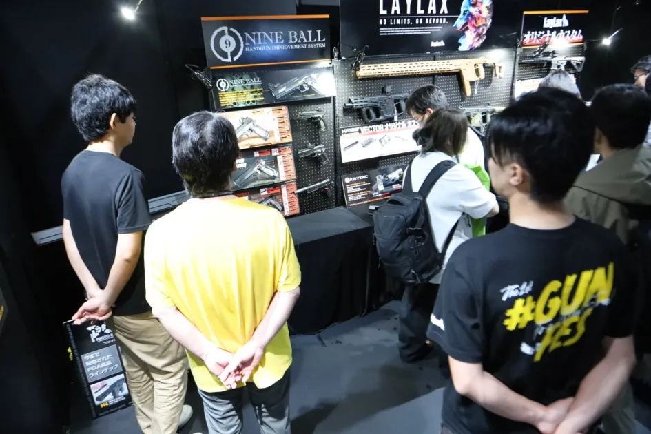 LayLaxの展示ブース
