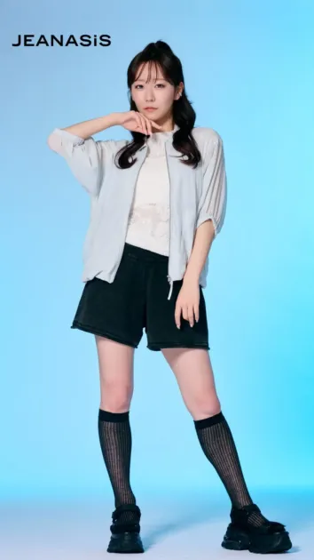 JEANASISのコーディネート