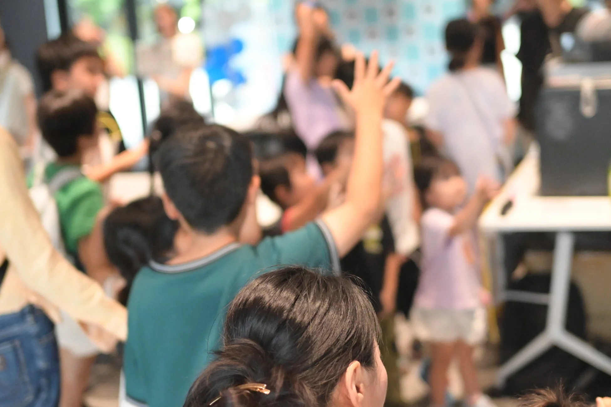 イベントに集まった約100名の子どもたち