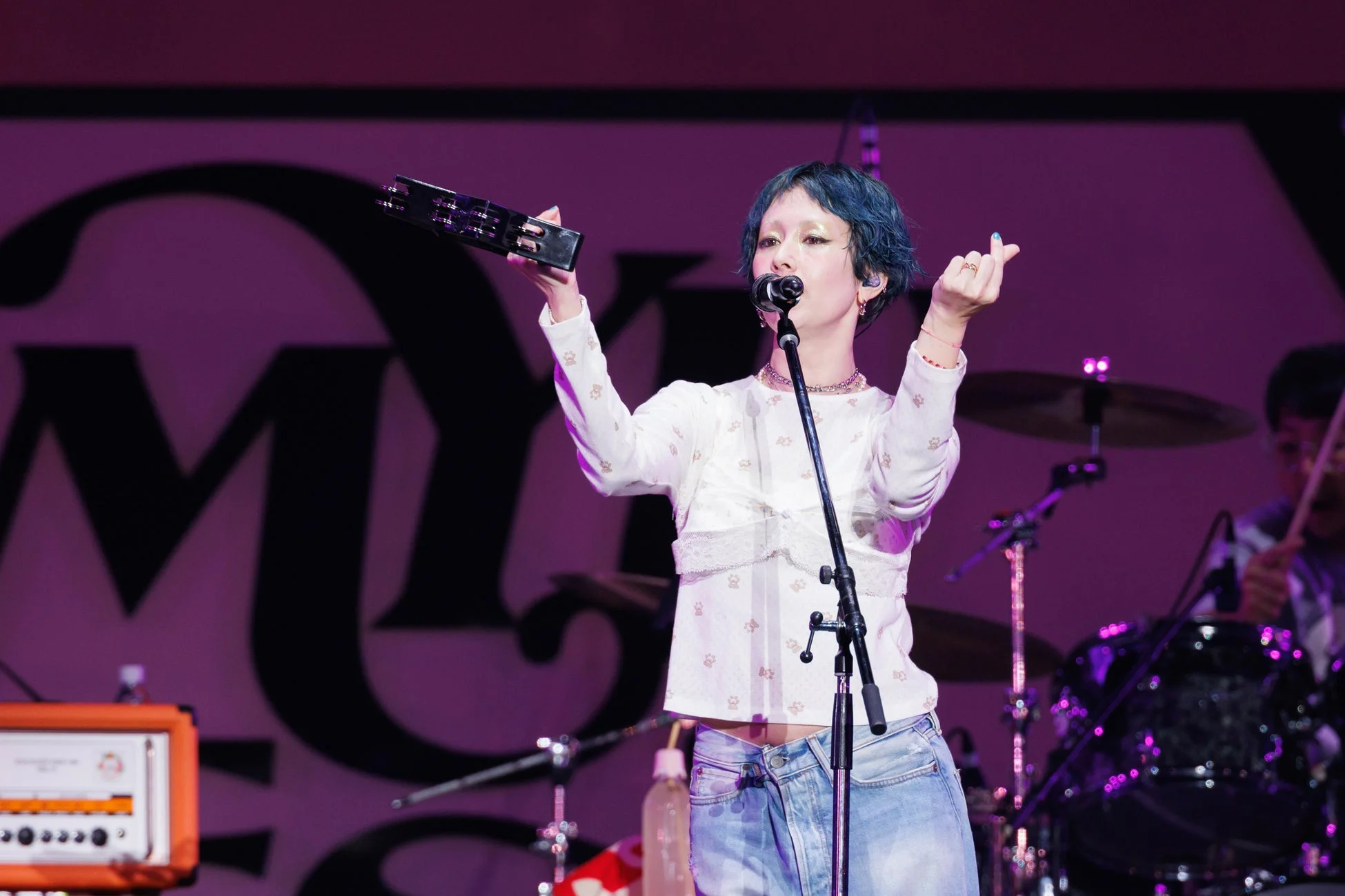 木村カエラさんのライブパフォーマンス