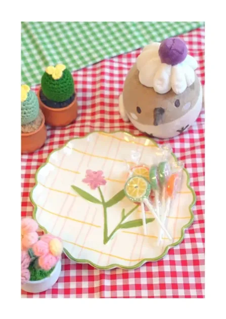 ピクニック,テーブルクロス,ロリポップ,ぬいぐるみ,かぎ針編み,サボテン,花,お菓子,カラフル,かわいい,ギンガムチェック