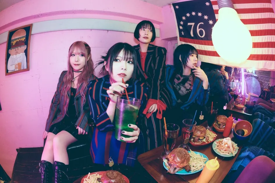 4人組ガールズバンドFaulieu.