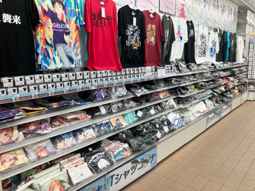 キャラクターTシャツ