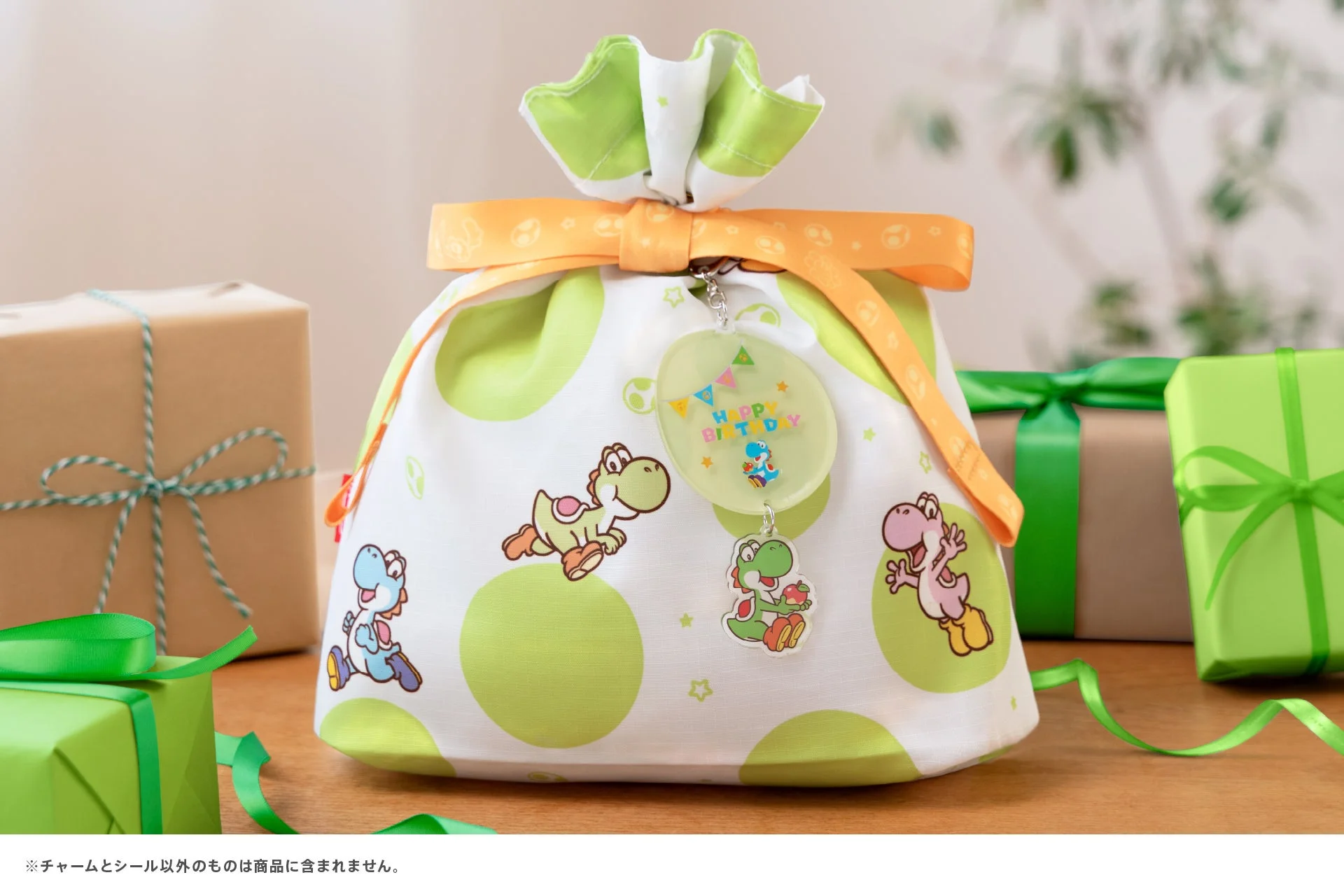 ラッピング×エコバッグとデコレーションチャームを組み合わせたイメージ