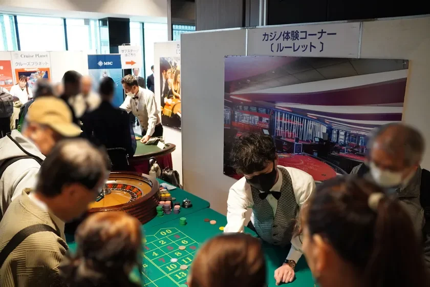 船内人気イベントのカジノ体験